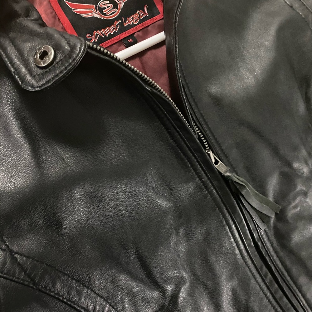 Leather jacket - Picture 7 of 8